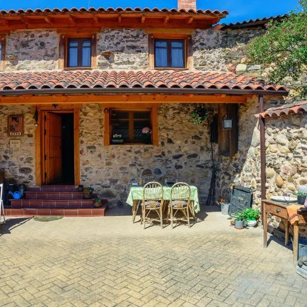 Casa Rural Entre Valles，位于Benllera的酒店