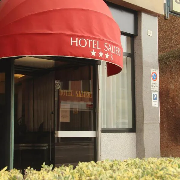 萨列里酒店 ，位于莱尼亚戈的酒店