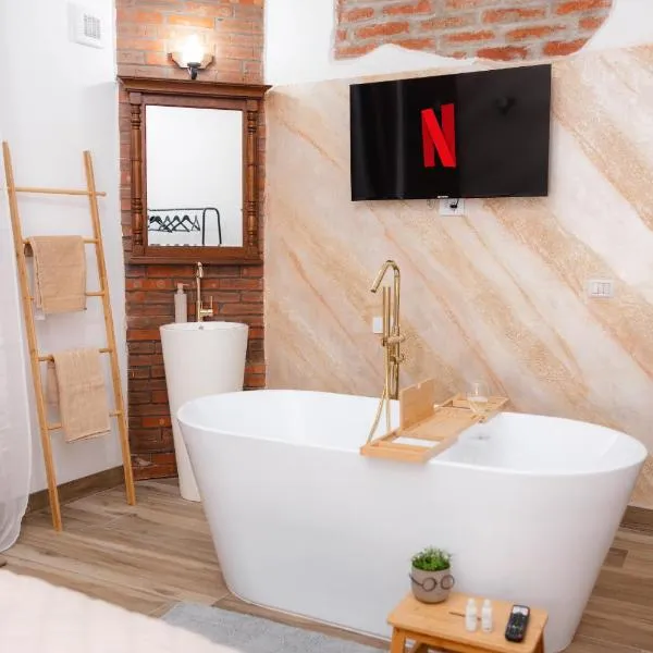 Marcos Apartments I Bathtub in Bedroom experience，位于弗格拉什的酒店