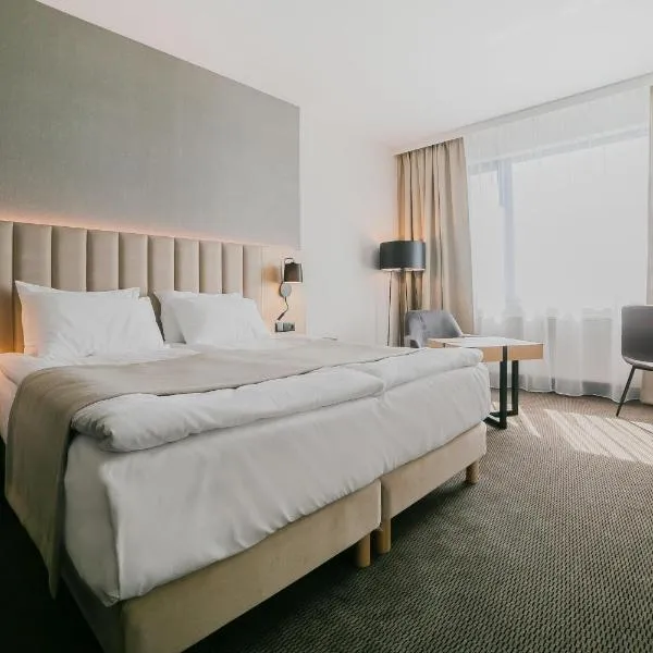 B&B HOTEL Warsaw East，位于华沙的酒店