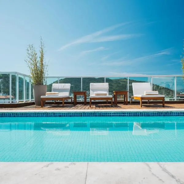 安格拉海滩酒店，位于安格拉杜斯雷斯的酒店