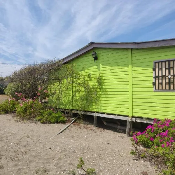 cabaña las cruces，位于拉斯克鲁塞斯的酒店