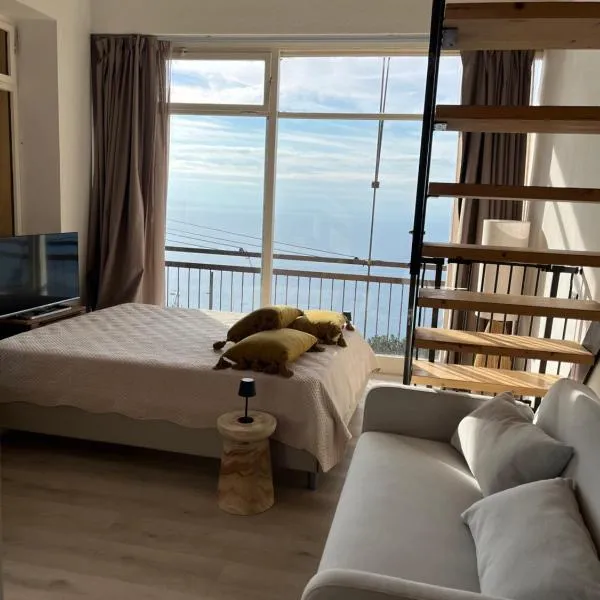 Alloggio la lampara，位于坎皮利亚马里蒂马的酒店