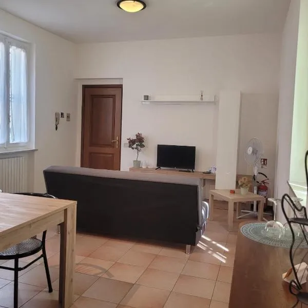 Da Sergio appartamento intero，位于Belgioioso的酒店