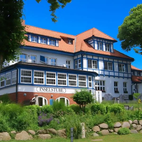 Ferienwohnung auf Hiddensee im Ort Kloster，位于克洛斯特的酒店