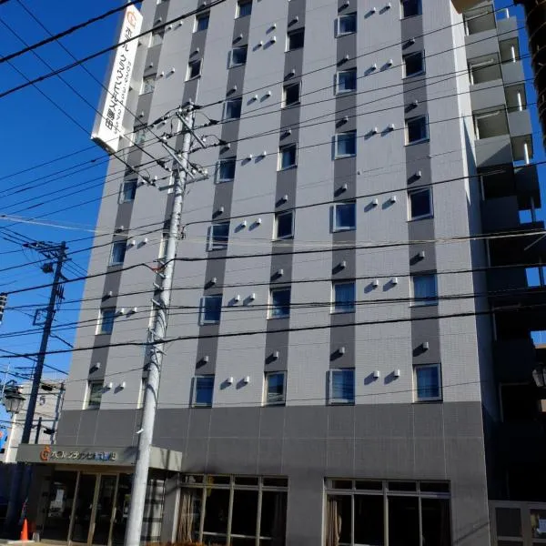胜田山表町店皇冠酒店，位于Ōmachi的酒店