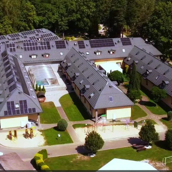 Hotel Paradiso，位于Suchedniów的酒店