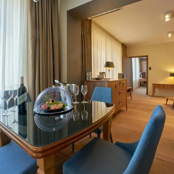 Hotel Cristal Białystok，位于比亚韦斯托克的酒店