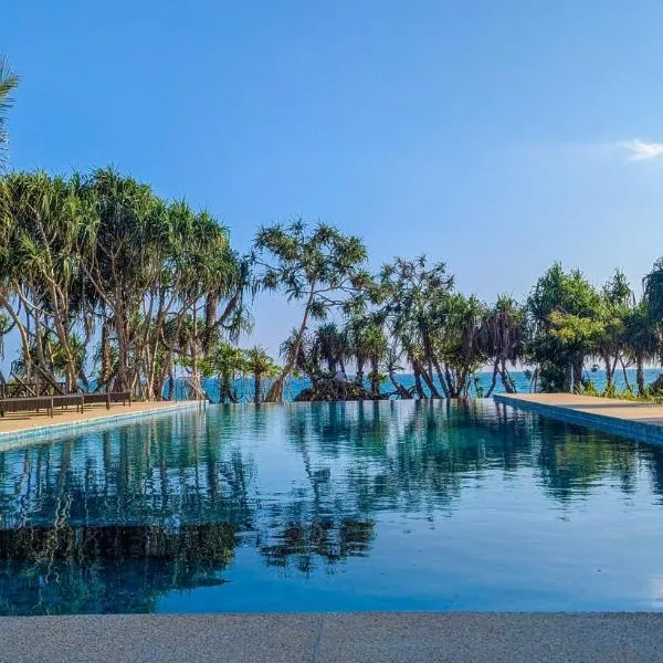 Arinna Beach Resort，位于坦加拉的酒店