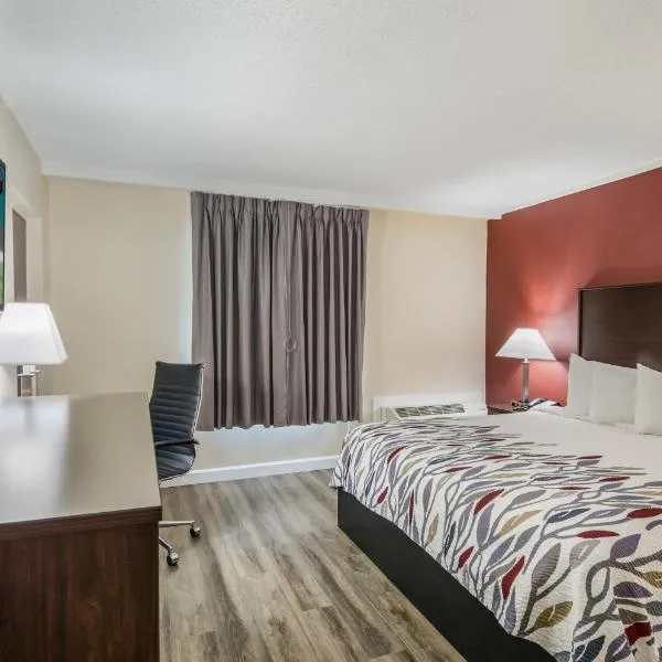 Red Roof Inn Madison Heights, VA，位于林奇堡的酒店