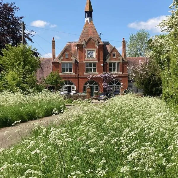The Clock Tower，位于达文特里的酒店