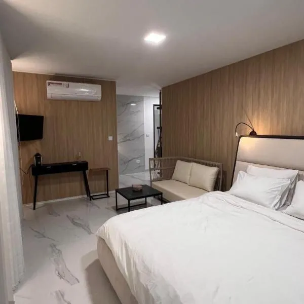 Vacation unit in villa with heated pool and sauna יחידת נופש בוילה עם בריכה מחוממת，位于埃拉特的酒店