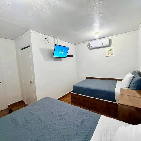 Comod Inn，位于Manuel F. Martínez的酒店