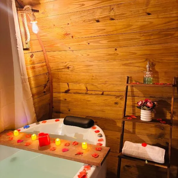 Cabana com banheira em formato de barril，位于库里提巴的酒店