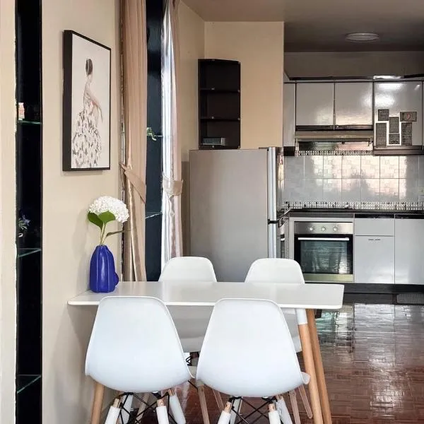 Bann-Kun Impact Muang Thong 2BR Condo Wi-Fi MRT Pink Near Airport DM，位于暖武里府的酒店