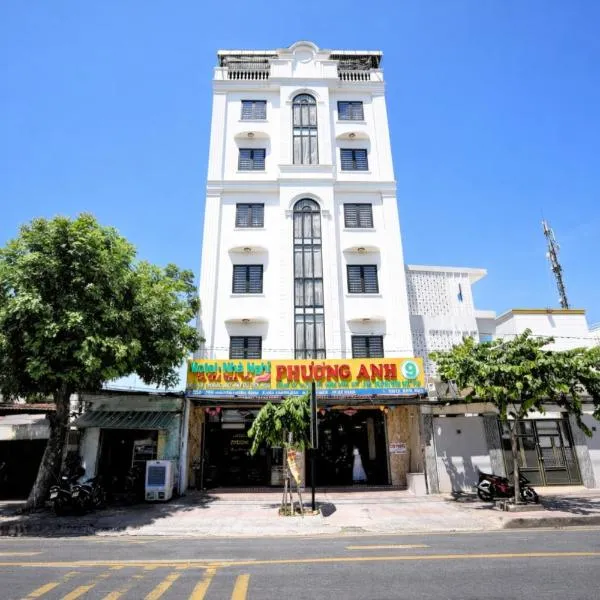 Phương Anh 9 Hotel- Only accept Vietnamese customers，位于岘港的酒店