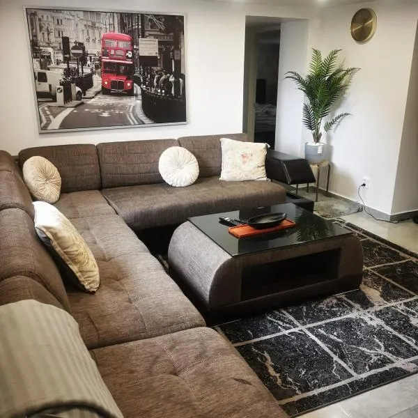 Nordic Elegance Villa，位于乌德瓦拉的酒店