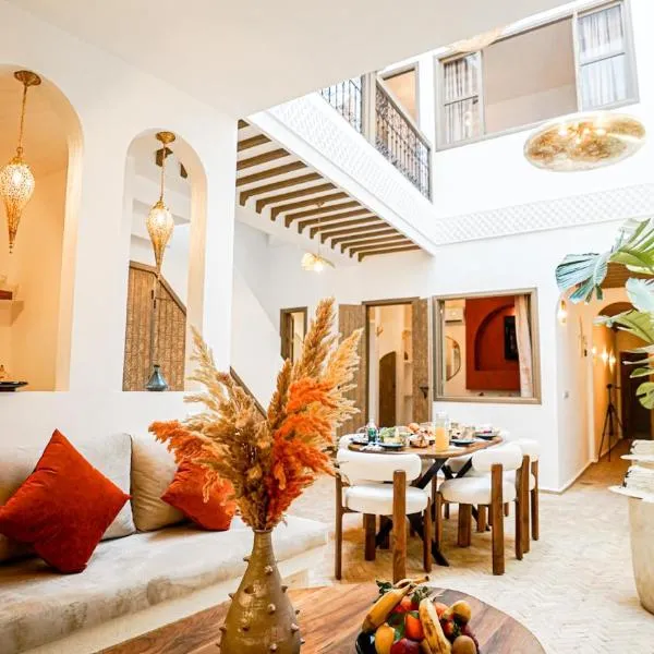 Riad Alaya, Rooftop Pool & Koutoubia View，位于马拉喀什的酒店