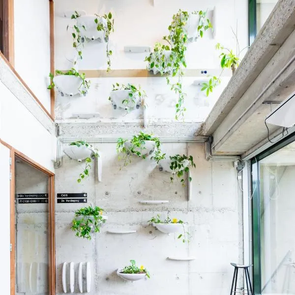 De Groene Afslag Kunsthotel，位于布森的酒店
