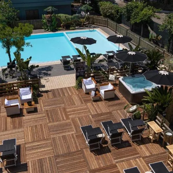 CASA MAJOR Hotel & Appartamenti CERVIA，位于切尔维亚的酒店