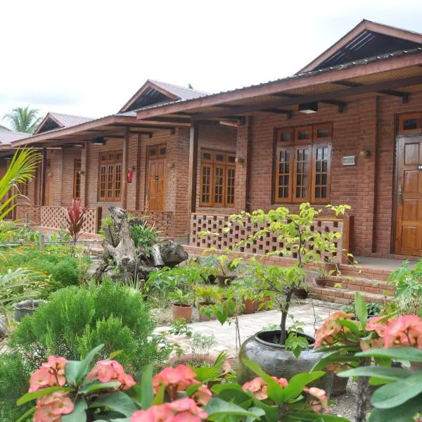 三一家庭宾馆，位于Kyawmaungnge的酒店