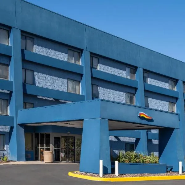 Days Inn by Wyndham Davenport，位于达文波特的酒店