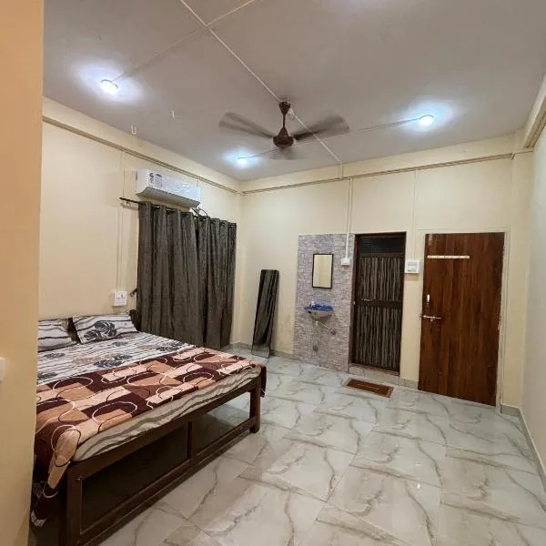 Morje's Beach Homestay，位于Vengurla的酒店