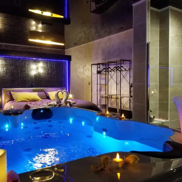 Suite Calypso jacuzzi privatif，位于阿格德的酒店