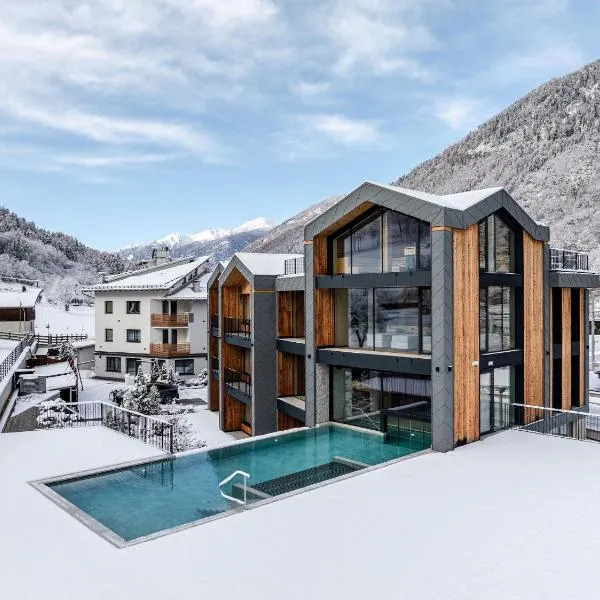 Monroc Hotel，位于科姆梅扎杜拉的酒店