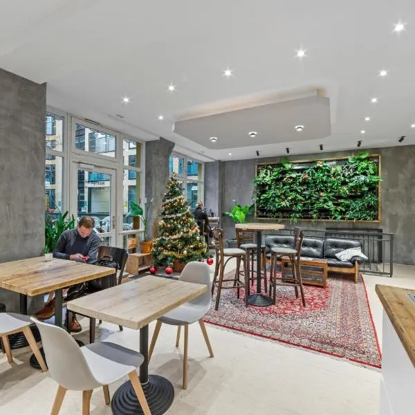 康米纽斯酒店，位于柏林的酒店