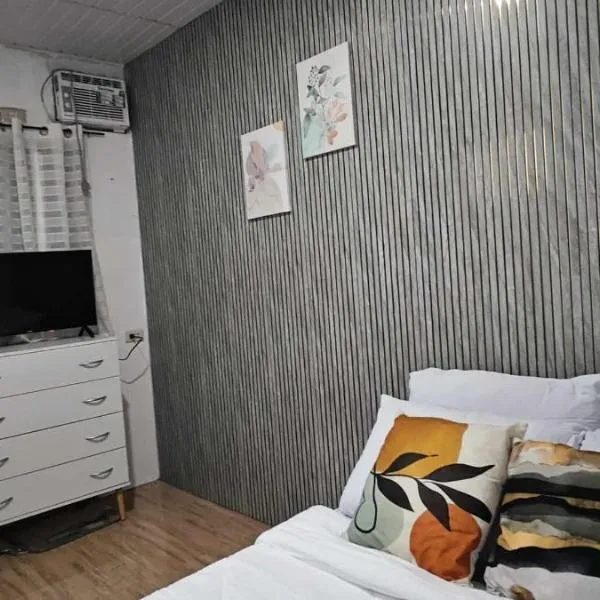Room in downtown davao - Easy access to everything!，位于达沃市的酒店