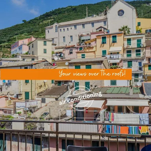 La Maison de la Mer with Terrace and AC，位于韦尔纳扎的酒店