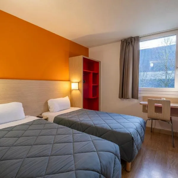 普瑞米尔鲁瓦西勒梅阿姆洛酒店，位于勒梅尼尔阿姆洛的酒店