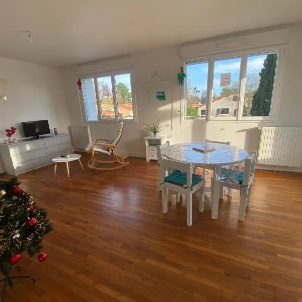 jocelyne，位于若奈克朗的酒店