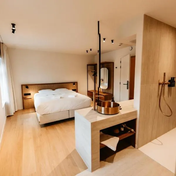 Alfred Hotel & Gastro Bar，位于马尔什昂法梅讷的酒店