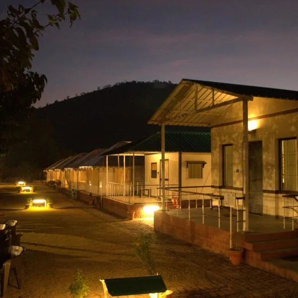 Shivir Aranya - Wilderness Resort Sariska,位于阿尔瓦尔的酒店