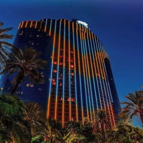 Masquerade Tower at Rio Hotel & Casino by Suiteness，位于拉斯维加斯的酒店