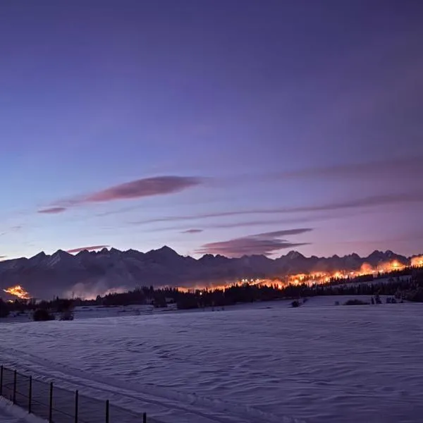 LaKris，位于Groń的酒店