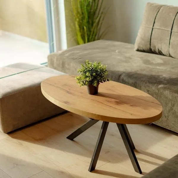 Modern apartment with terrace in Petrovec，位于Petrovec的酒店