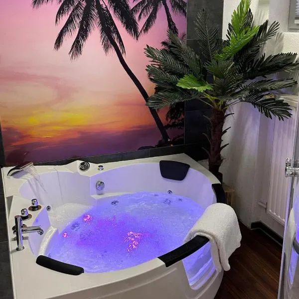 Private Spa Suite bei Heilbronn - Romantik, Wellness & absolute Privatsphäre，位于Massenbachhausen的酒店