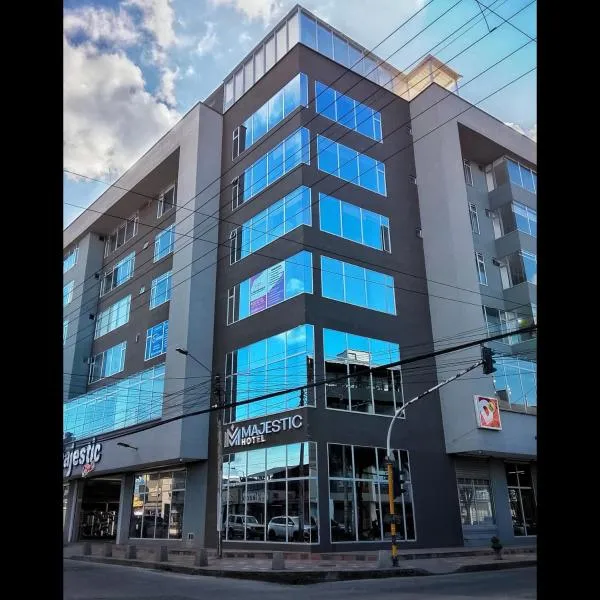 Majestic Hotel，位于伊皮亚莱斯的酒店