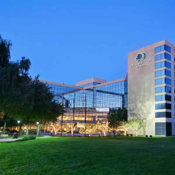 DoubleTree by Hilton Stamford，位于斯坦福德的酒店