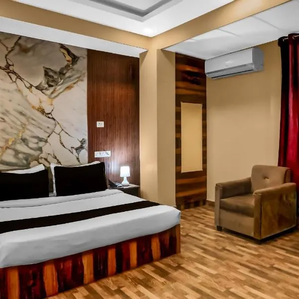 Super Townhouse Patliputra Railway Junction Formerly Hotel Pranjal Inn，位于Dānāpur的酒店