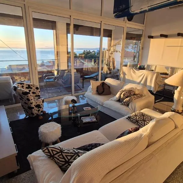 Heritage Bella Vista beach house，位于特罗吉尔的酒店