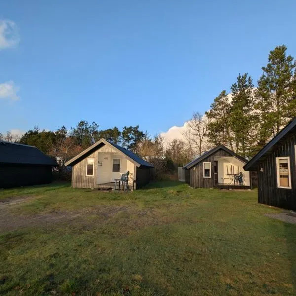 Henneby Camping - hytter，位于亨讷斯特兰德的酒店