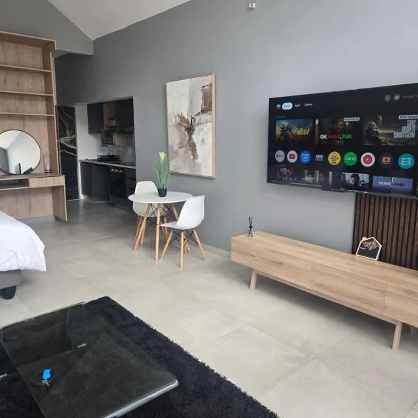 iThusi stream，位于姆巴巴内的酒店