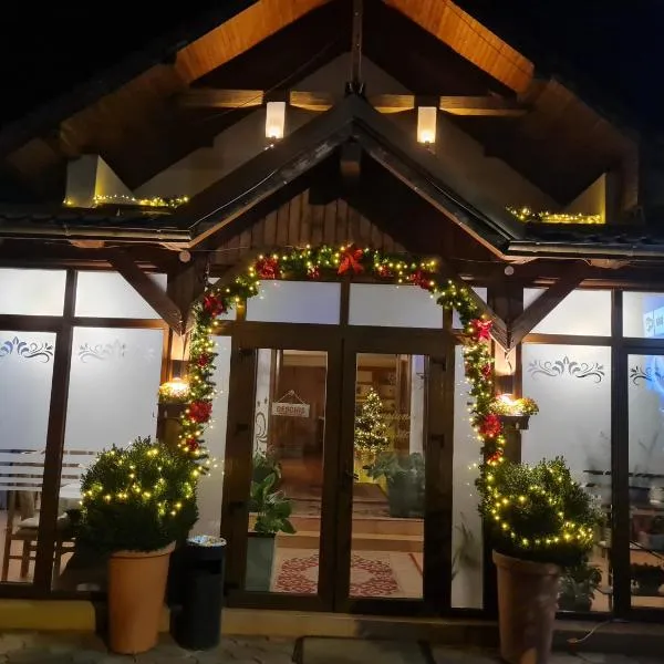 Pensiunea Clasic，位于Gherla的酒店