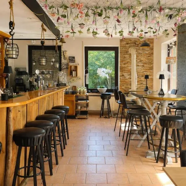 祖尔奎勒旅馆，位于Deudesfeld的酒店