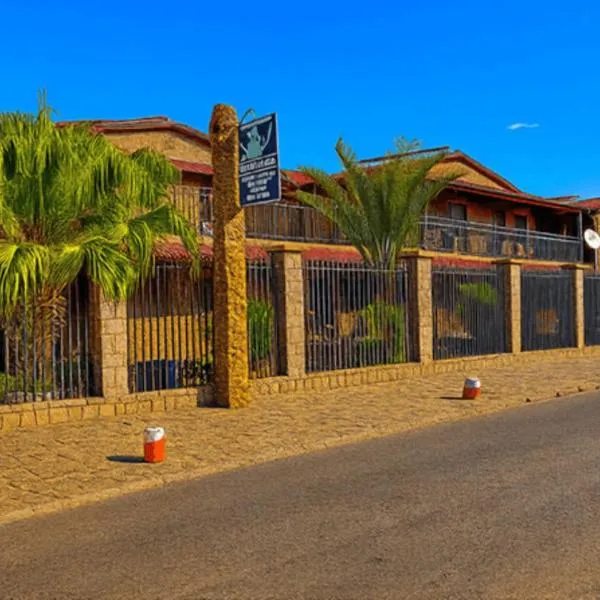 Hôtel restaurant le MIAMIAM GLOUGLOU，位于Ambositra的酒店