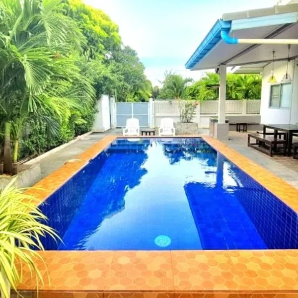 บ้านชายเล ปราณบุรี Baan Pare，位于盼武里的酒店